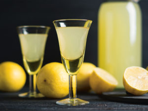 Лимончелло в домашних условиях: лучшие рецепты ликера